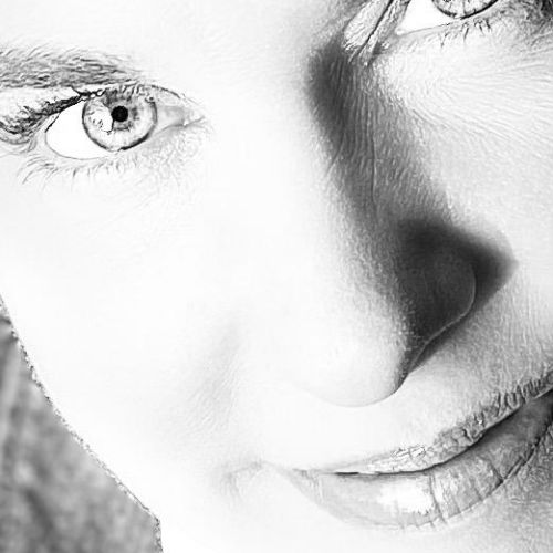 Anna K. Eaves